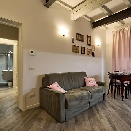 La Torre Lunga -smart Working- 150 M Dalle-from Due Torri-two Towers Apartment Bologna