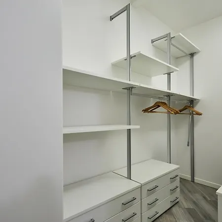 Apartment La Torre Lunga -smart Working- 150 M Dalle-from Due Torri-two Towers